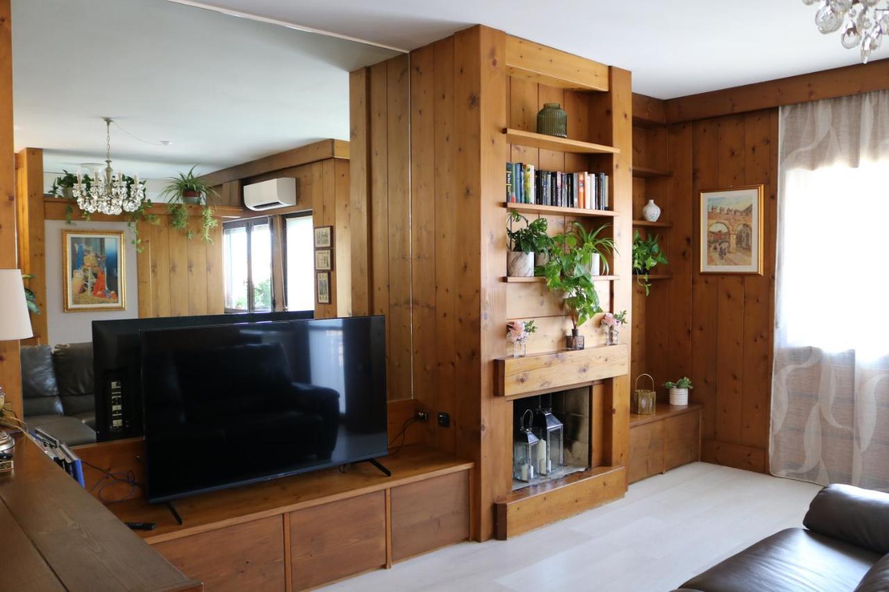 La Belle Vue Apartment เวโรนา ภายนอก รูปภาพ