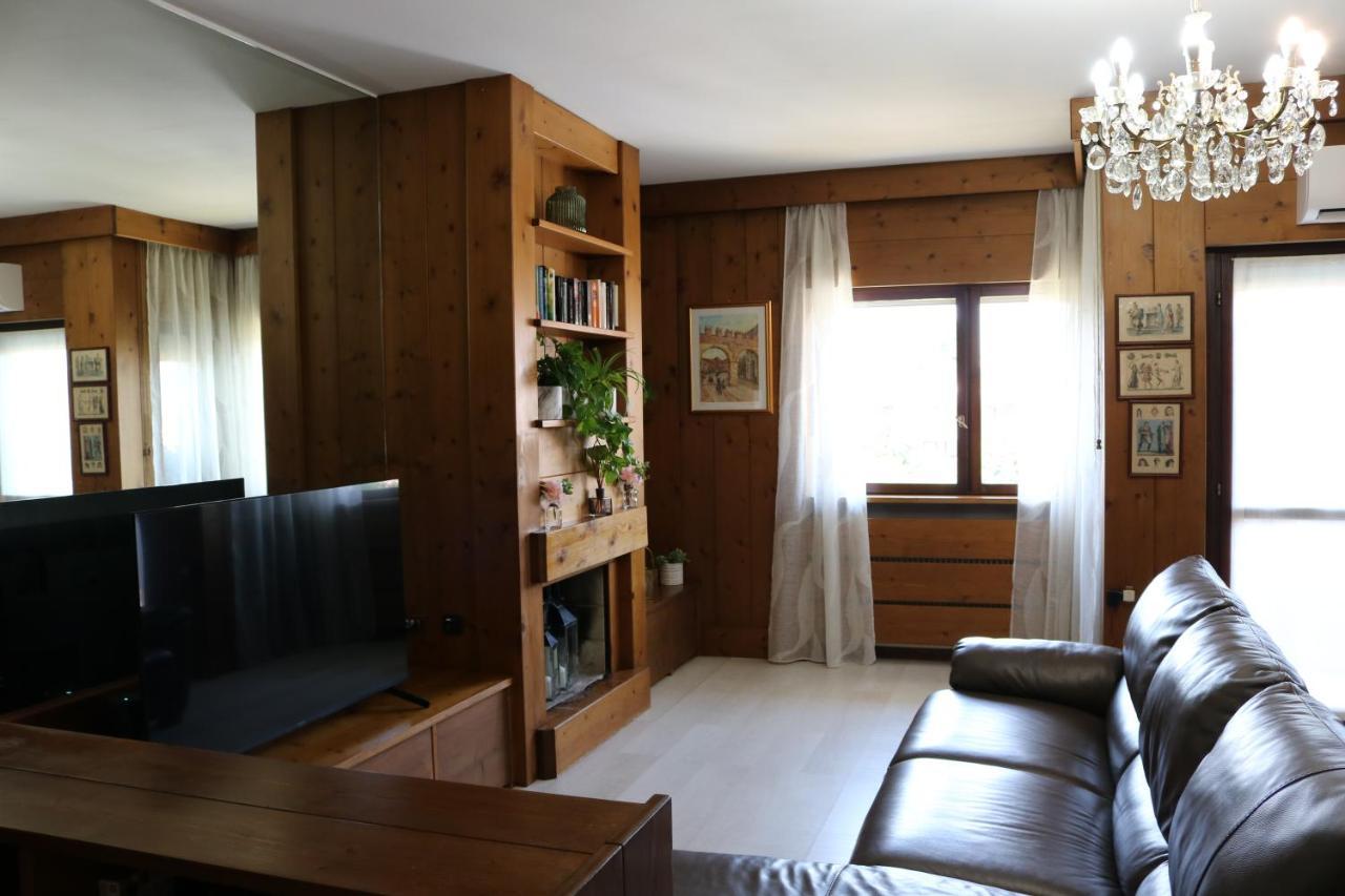 La Belle Vue Apartment เวโรนา ภายนอก รูปภาพ